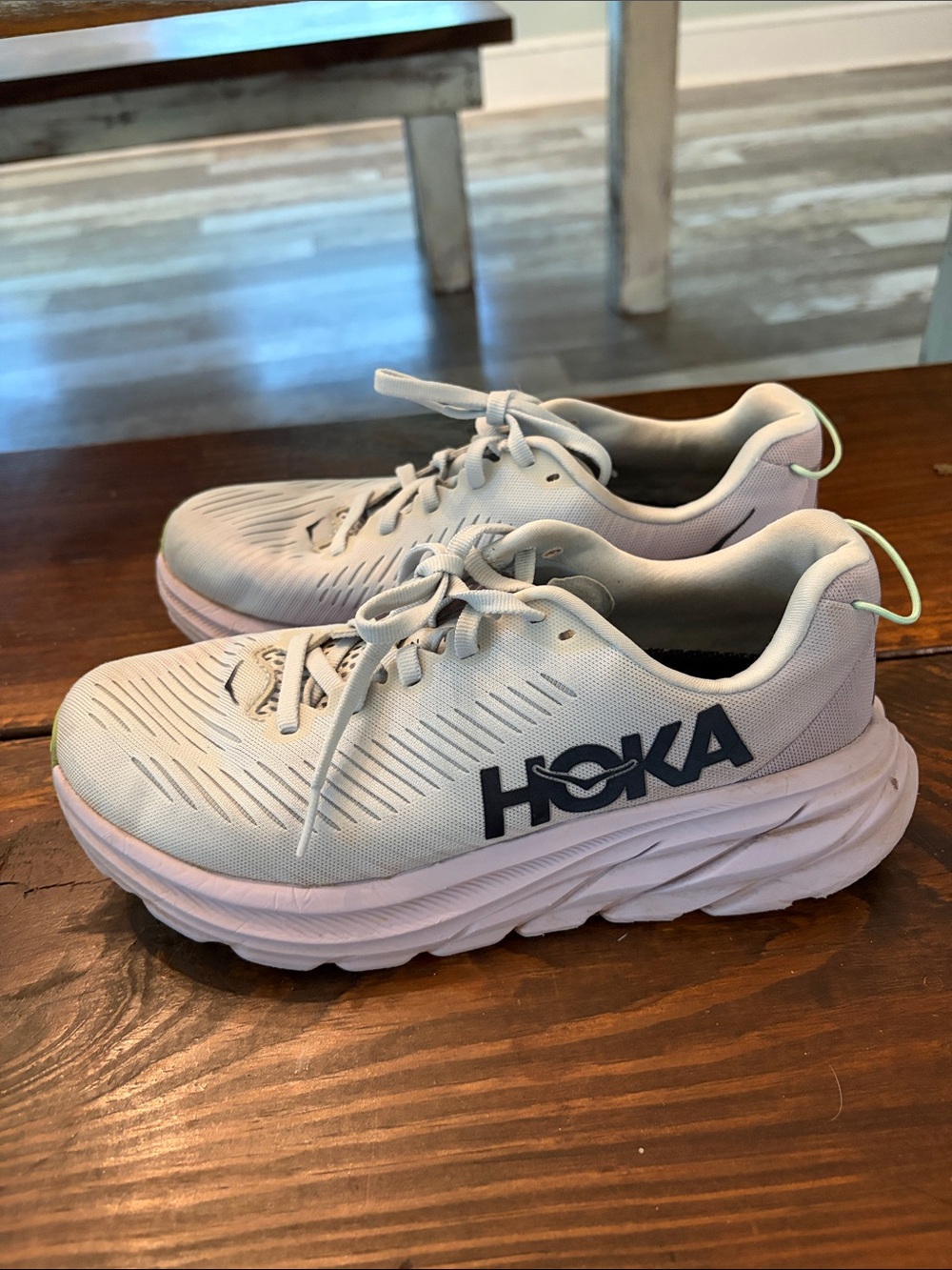 Hoka Rincon 3 Women's size 6 - Picture 4 of 9